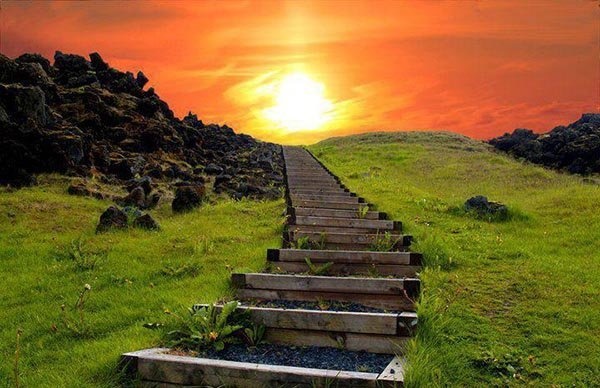 پله هایی به بهشت