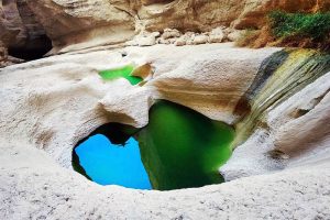 آبشار درزو عسلویه